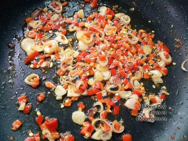 Cách làm thịt kho quẹt đậm đà đưa cơm ấm bụng ngày gió mùa về