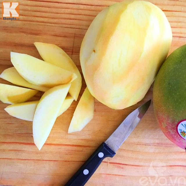 Cách làm xoài dầm giòn ngon cay ngọt vừa ăn vừa xuýt xoa thích thú