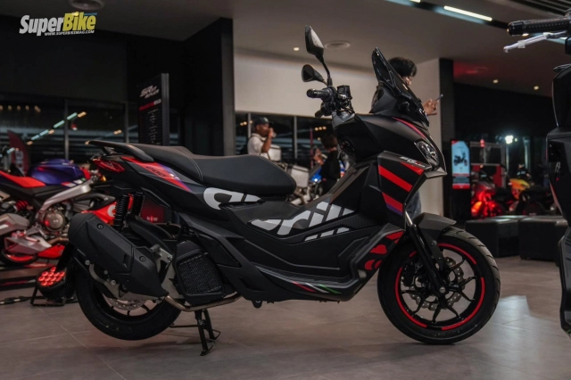Cận cảnh aprilia sr gt 200 replica toát lên âm hưởng đặc sắc của motogp