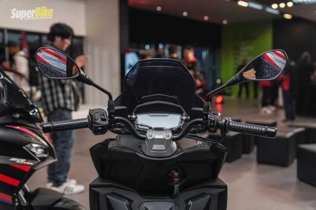 Cận cảnh aprilia sr gt 200 replica toát lên âm hưởng đặc sắc của motogp