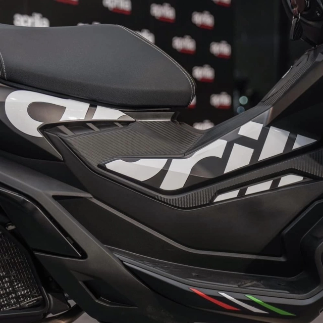 Cận cảnh aprilia sr gt 200 replica toát lên âm hưởng đặc sắc của motogp