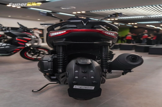 Cận cảnh aprilia sr gt 200 replica toát lên âm hưởng đặc sắc của motogp