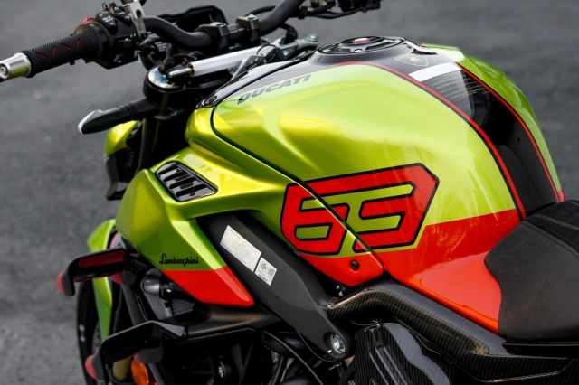 Cận cảnh ducati streetfighter v4 lamborghini giá hơn 2 tỷ đồng tại việt nam