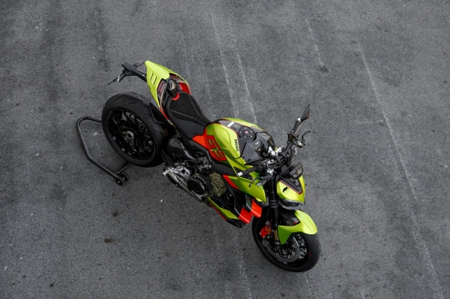 Cận cảnh ducati streetfighter v4 lamborghini giá hơn 2 tỷ đồng tại việt nam