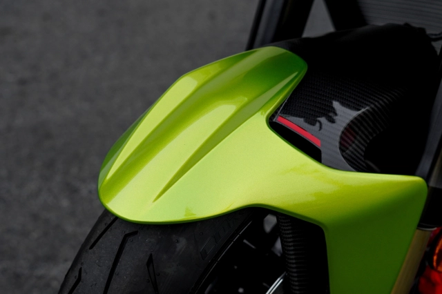 Cận cảnh ducati streetfighter v4 lamborghini giá hơn 2 tỷ đồng tại việt nam
