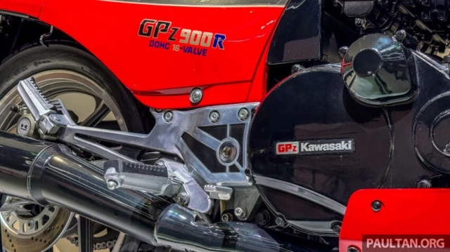 Cận cảnh kawasaki ninja zx-10r và zx-4rr 2024 phiên bản kỷ niệm 40 năm