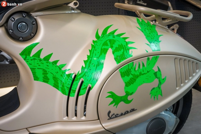 Cận cảnh vespa 946 dragon chiếc thứ 2 tại thị trường việt nam trị giá tiền tỉ