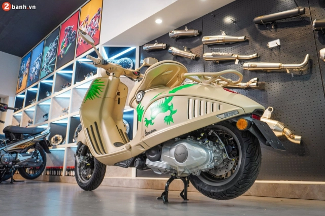 Cận cảnh vespa 946 dragon chiếc thứ 2 tại thị trường việt nam trị giá tiền tỉ