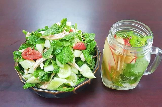 Cao 1m72 mẹ đơn thân chọn thực đơn kiểu không giống ai ăn vào xuống ầm ầm 5kg
