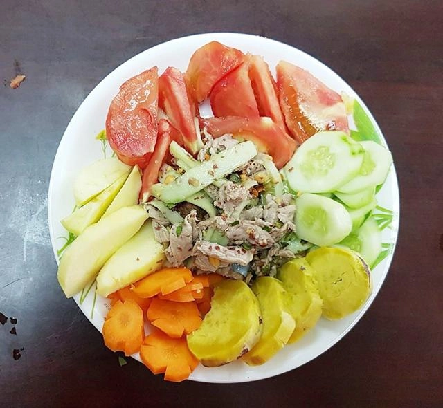 Cao 1m72 mẹ đơn thân chọn thực đơn kiểu không giống ai ăn vào xuống ầm ầm 5kg