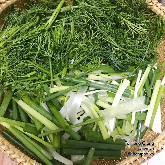 Chả cá hà nội thơm lừng chồng gật gù khen ngon con ăn thun thút