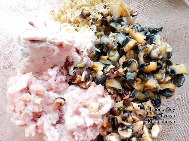 Chả ốc bươu cuốn mỡ chài lạ miệng đậm đà khó quên