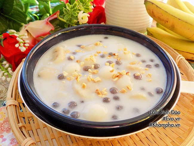 Chè chuối bột nếp trân châu ngọt thanh nóng hổi cho chiều lạnh