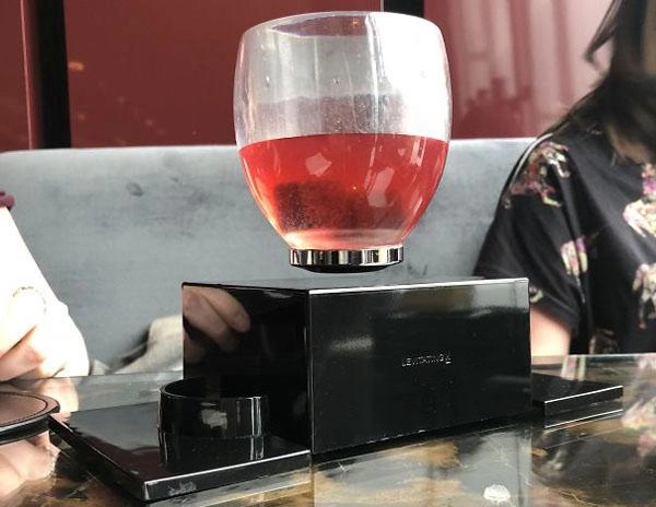Chết cười với 20 cách trang trí đồ ăn câu khách bá đạo của các nhà hàng
