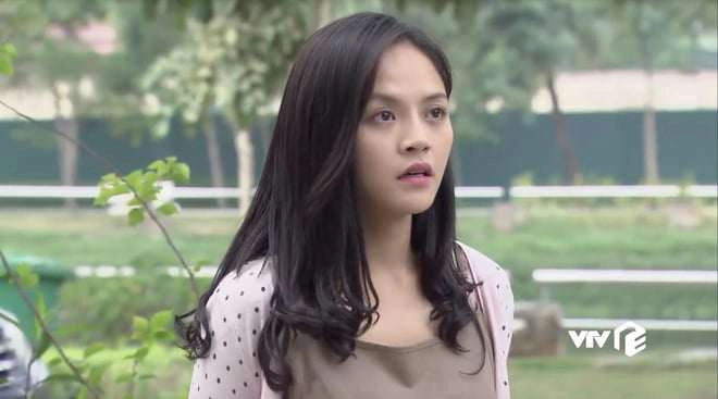 Chỉ thay đổi một điểm trên gương mặt 2 đệ nhất mỹ nhân vtv xuống sắc khó tin