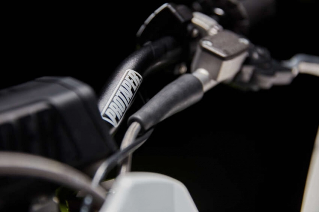 Chi tiết đầy đủ về triumph tf 250-x 2024 - một cỗ máy dẫn đầu phân khúc 250
