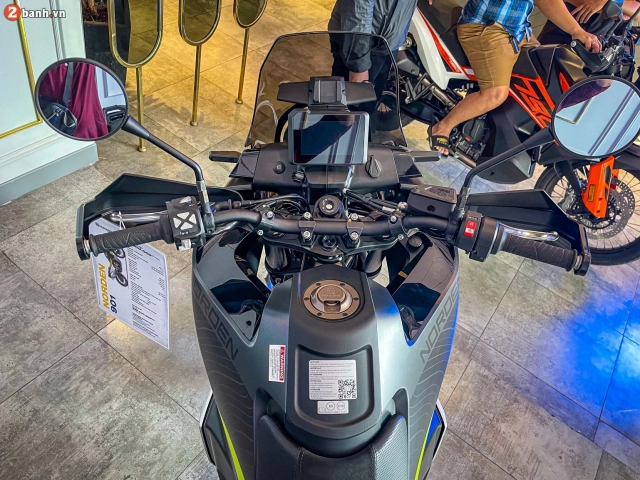 Chi tiết husqvarna norden 901 2024 giảm giá hơn 100 triệu đồng việt nam