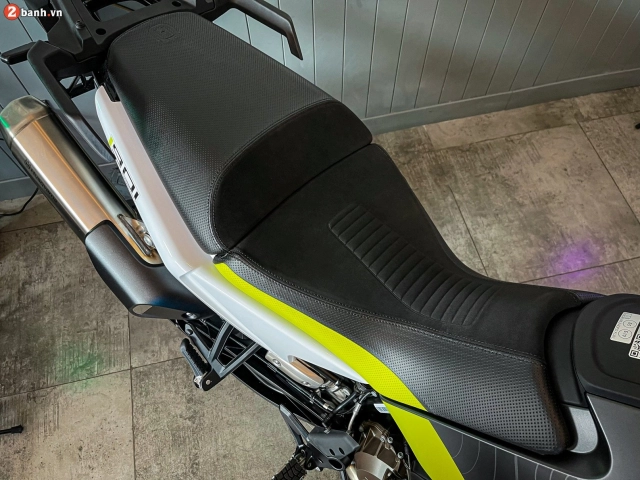 Chi tiết husqvarna norden 901 2024 giảm giá hơn 100 triệu đồng việt nam