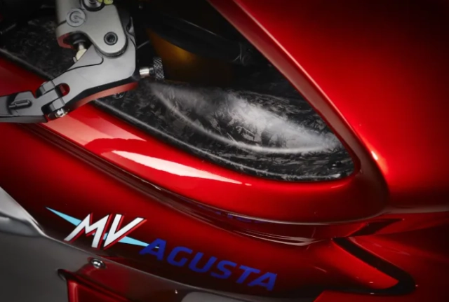 Chi tiết mv agusta superveloce 1000 serie oro 2025 được tiết lộ
