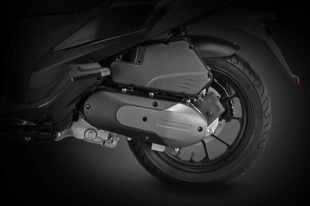 Chi tiết qj motor ctr 125 hội tụ vô số trang bị đáng đồng tiền bát gạo so với giá bán