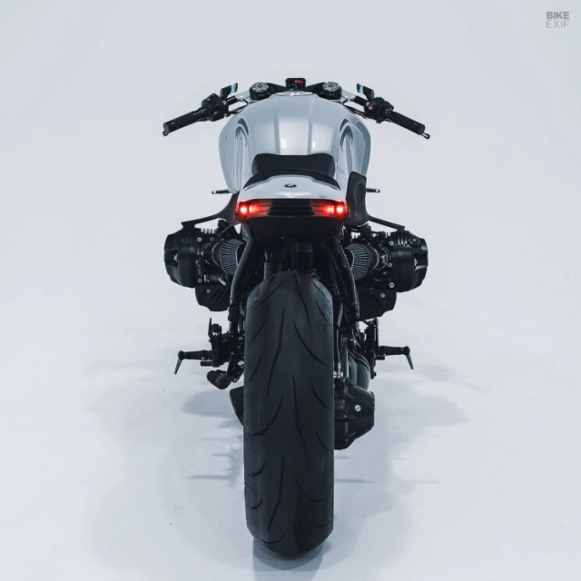 Choáng ngợp luôn với chiếc bmw rninet cafe racer độ mang xu hướng tương lai