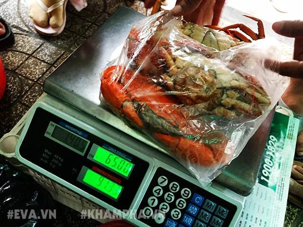 Choáng váng cảnh chen lấn giành giật mua mâm cua dì ba ở sài gòn 10 phút bán 30kg