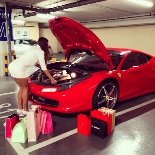 Choáng với cuộc sống sang chảnh tột cùng của công chúa dubai