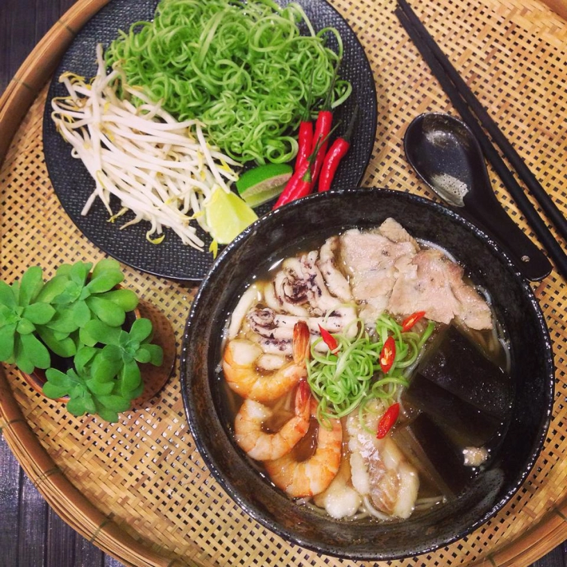 Chồng nhận đi chợ vợ chỉ việc nấu ăn ngon khiến tạp chí nước ngoài phải xin phỏng vấn