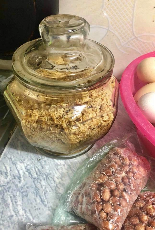 Cô gái nghệ an 7 năm được mẹ gửi đồ quê lấy chồng hà nội đỡ 400 nghìntuần tiền chợ