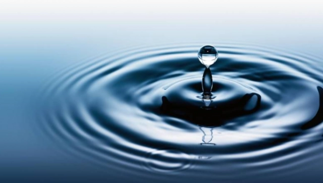 Có thể sử dụng nước thường thay cho chất làm mát động cơ hay không