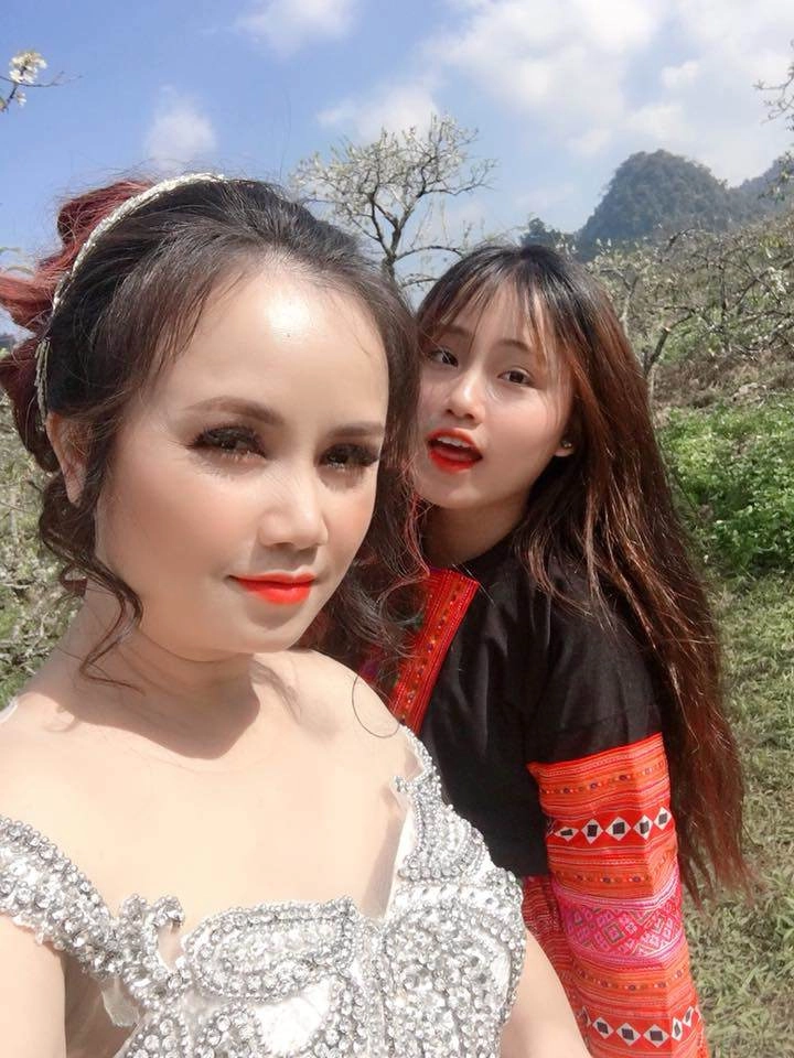 cô xuyến 4 đời chồng khoe sắc cùng 3 con gái xinh như mộng con gái đầu vừa đẹp vừa giàu nổi nhất nhà
