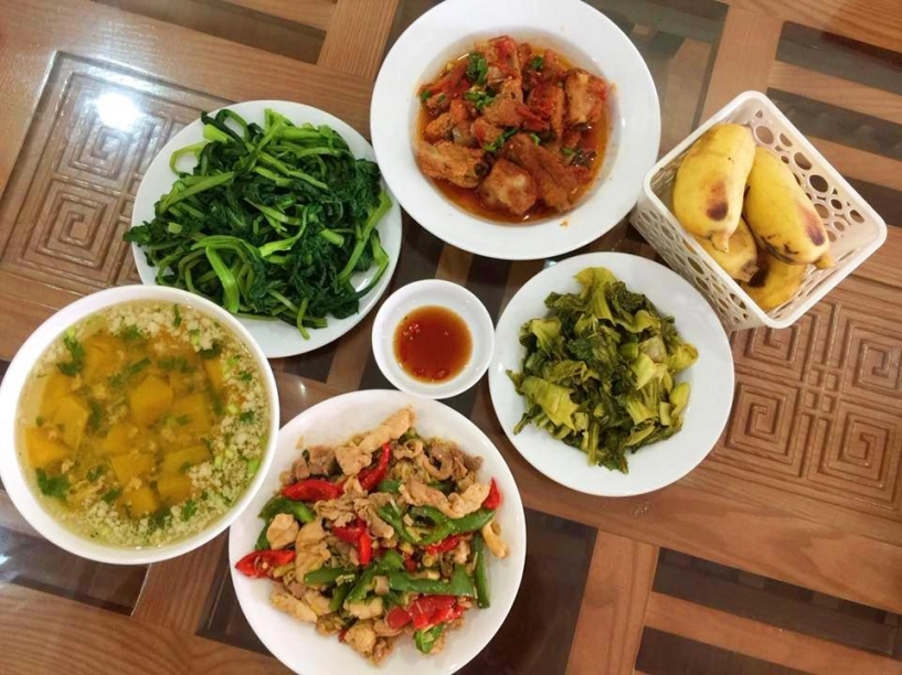Cơm văn phòng một công ty hn ngon xuất sắc khiến dân mạng thích thú muốn xin làm nhân viên