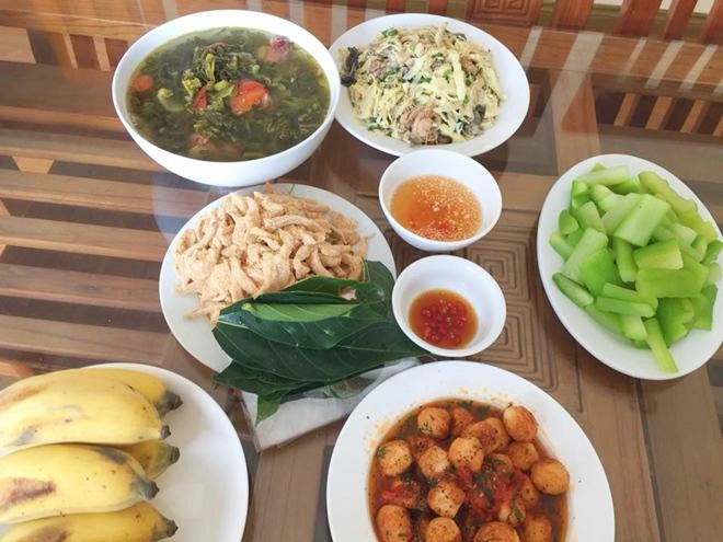 Cơm văn phòng một công ty hn ngon xuất sắc khiến dân mạng thích thú muốn xin làm nhân viên
