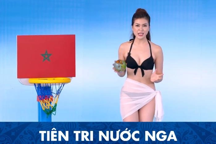 Cộng đồng mạng náo loạn vì mc việt nam mặc bikini dẫn world cup