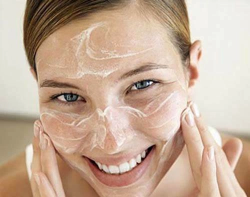 Cứ dùng vitamin e theo cách này da cứ thế căng bóng mịn màng chẳng cần mua mỹ phẩm