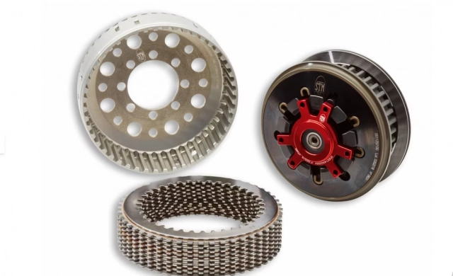 Cực sốc khi biết tin ducati panigale v4 s 2025 độ đồ hãng giá đắt gấp đôi so với v4 s cơ bản