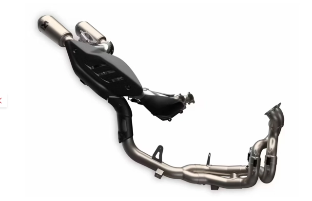 Cực sốc khi biết tin ducati panigale v4 s 2025 độ đồ hãng giá đắt gấp đôi so với v4 s cơ bản