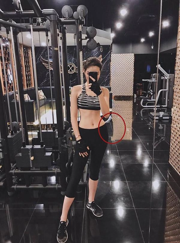 Cùng người thương vi vu nhật bản cát phượng bị soi bởi diện mạo sao mà lạ quá