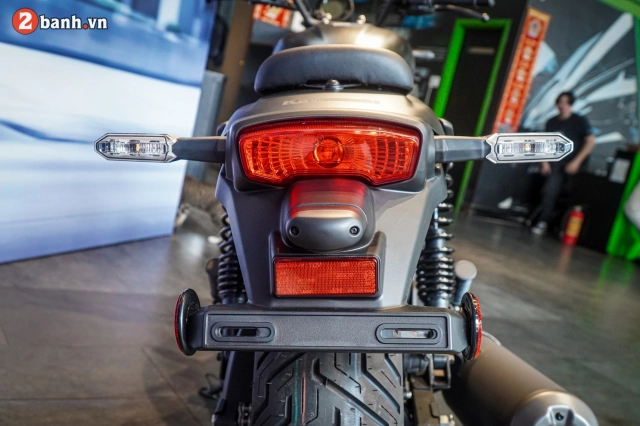 Cùng tôi xem chi tiết kawasaki eliminitor 500 abs 2024 vừa ra mắt tại việt nam với giá bán hấp dẫn