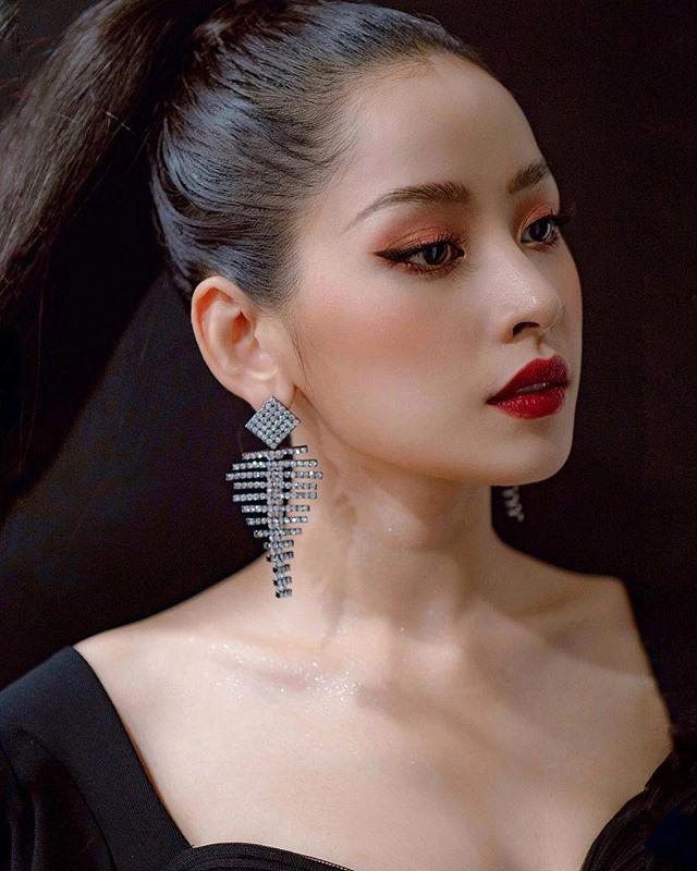 Cuộc chiến nhan sắc của chân ngắn chi pu vàdàn hậu chân dài chung khung hình ai vượt mặt ai