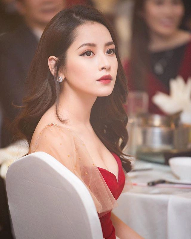 Cuộc chiến nhan sắc của chân ngắn chi pu vàdàn hậu chân dài chung khung hình ai vượt mặt ai
