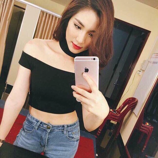 Cứu nguy bản thân khỏi những pha lộ hàng nhờ áo lót chuyên trị đồ hở