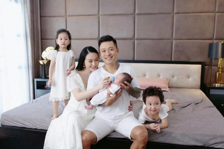 Danh tính dàn gái xinh mặc cực cháy đi chơi khoe sắc vóc đẹp như ma-nơ-canh nhưng gây tiếc nuối cõi mạng