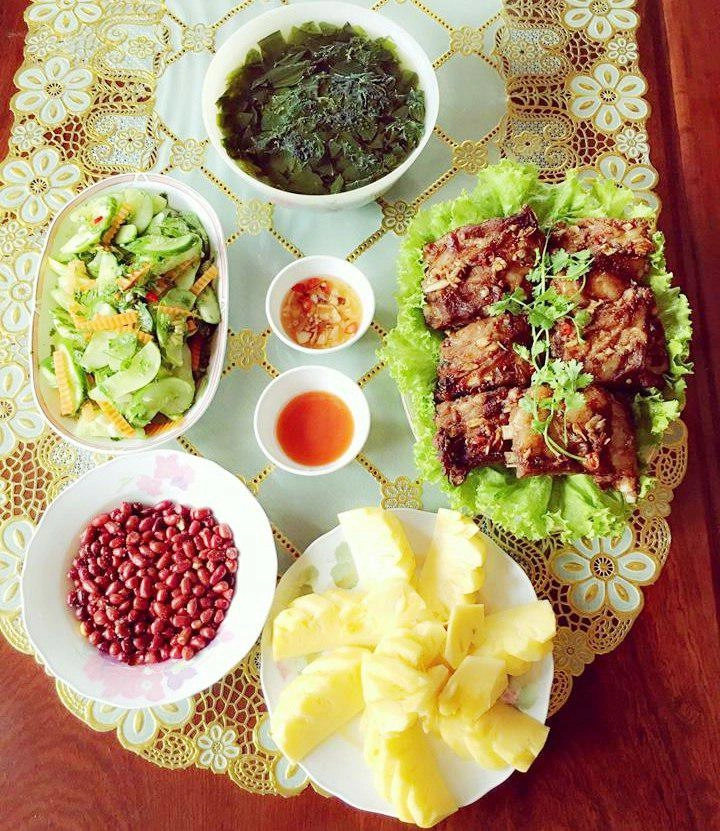 Dâu đảm 3 con miệt mài vào bếp nấu ăn làm hài lòng gia đình chồng tứ đại đồng đường