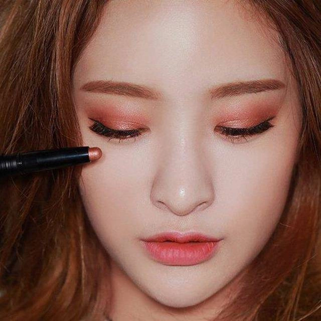 Đi chơi tết đừng quên cách makeup cực xịn này để biến vịt hóa thiên nga trong tích tắc