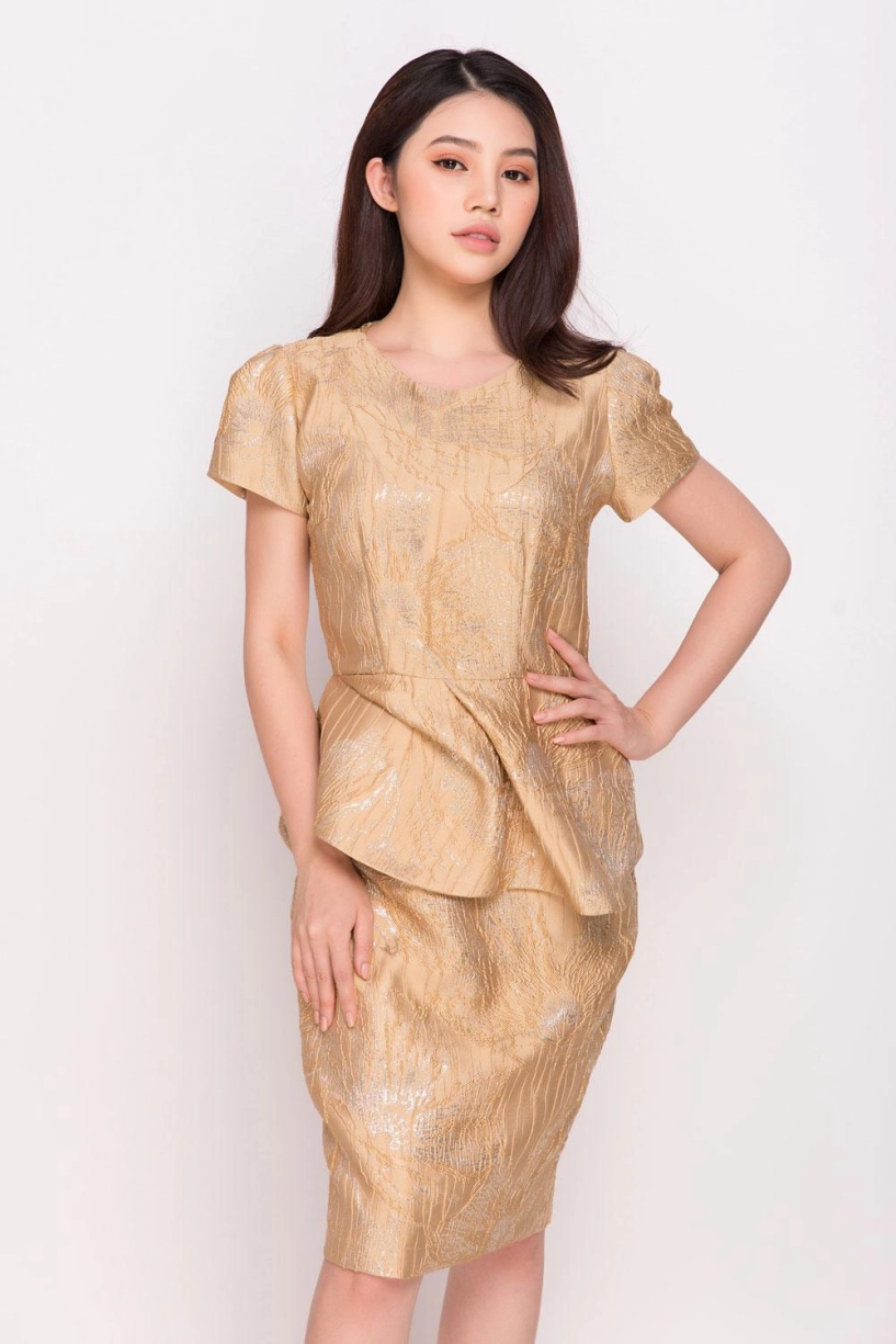 Đón xuân về với những gợi ý thời trang ngọt ngào từ á hậu thuỳ dung jolie nguyễn