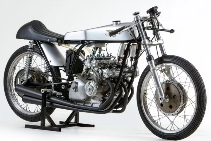 Ducati grand prix 59 năm tuổi giá đắt lên đến hơn 12 tỷ