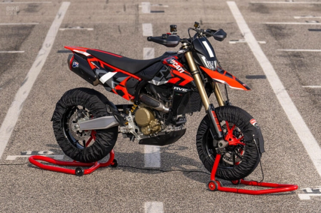 Ducati hypermotard 698 mono 2024 hoàn toàn mới chính thức trình làng