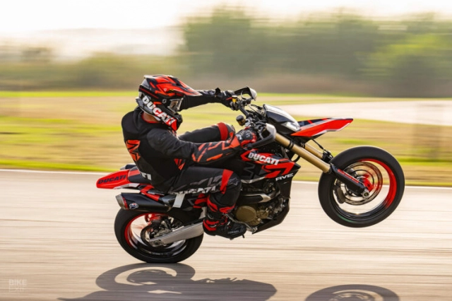 Ducati hypermotard 698 mono 2024 hoàn toàn mới chính thức trình làng