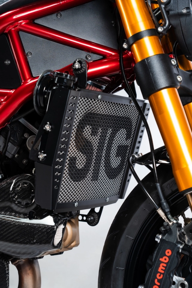 Ducati multistada 1200s độ cafe racer từ stg tracker